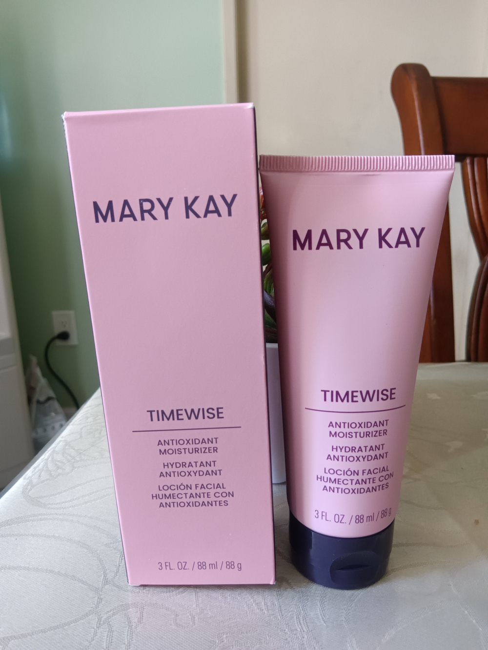 Mary Kay Timewise Antioxidant Moisturizer — Pink